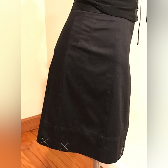 Ann Taylor Loft Black Pleated MiniSkirt Zipper Back SiZ  2P Never Worn Great con - Picture 4 of 8